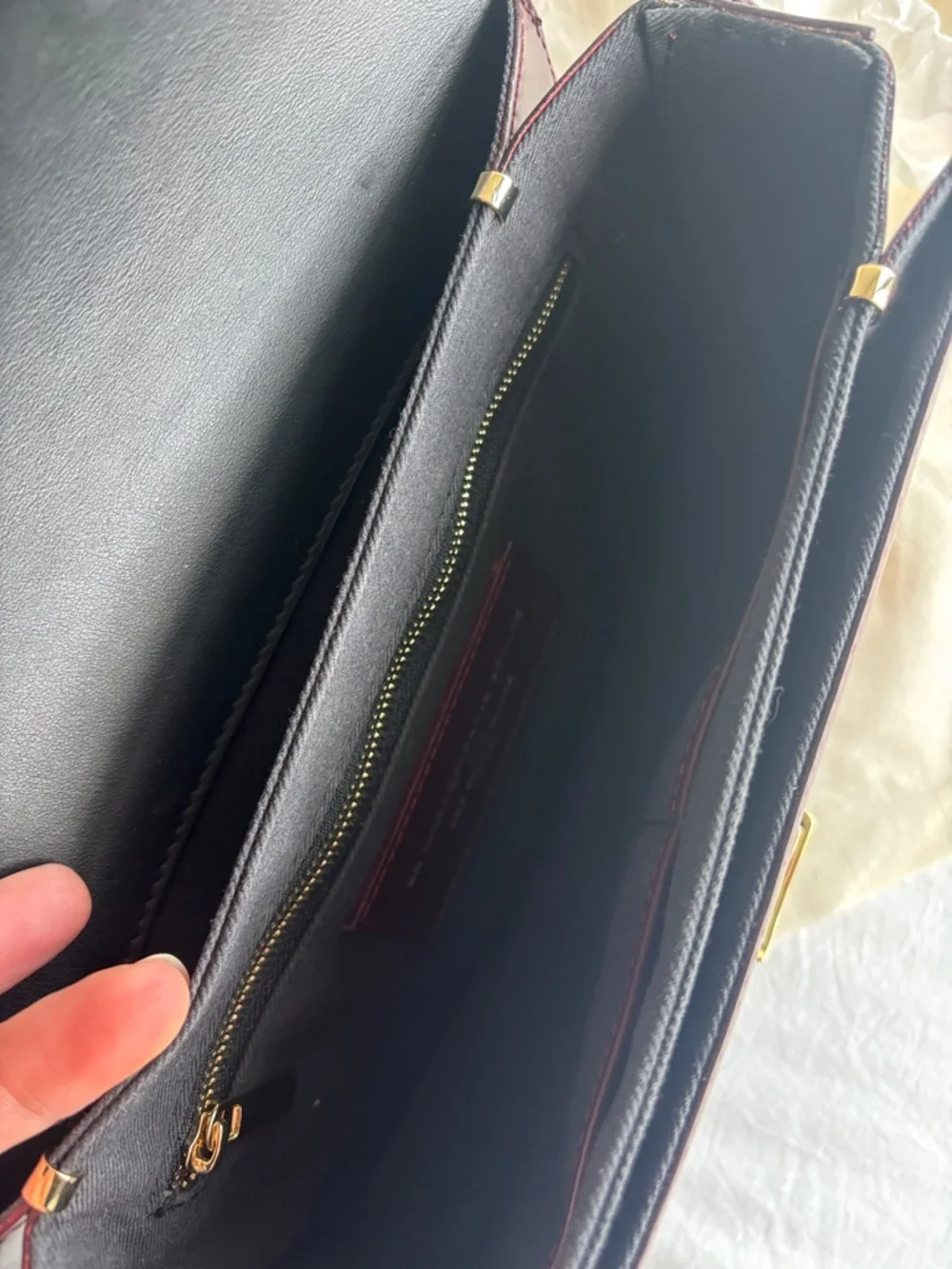 SOLD Like New Sézane Milo Classic Bag in Glossy Burgundy - Picture 13 of 14